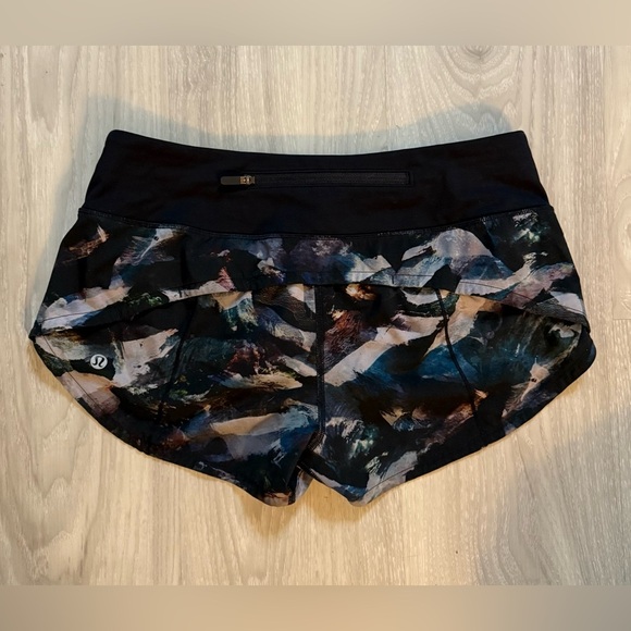 Lululemon Speed Up Shorts 2.5” Glacier Camo Starlight Black Sz 4 Rare Low Rise - Picture 9 of 11